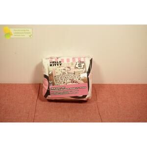 Hello Kitty Stripes and Hearts Twin Kids' Sheet Set